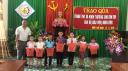Công đoàn tặng quà.jpg - 